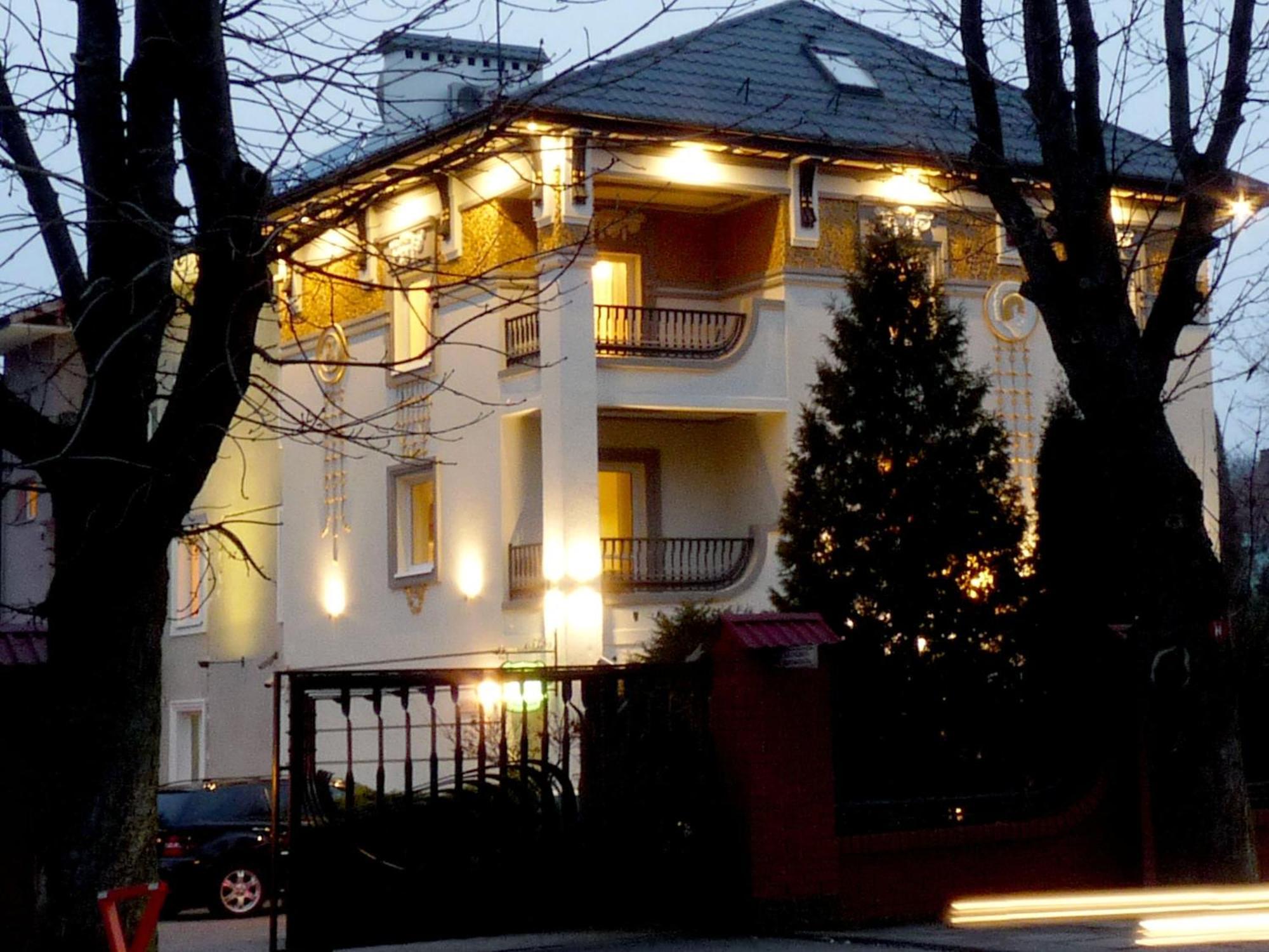Apartment Eney Lemberg Exterior foto